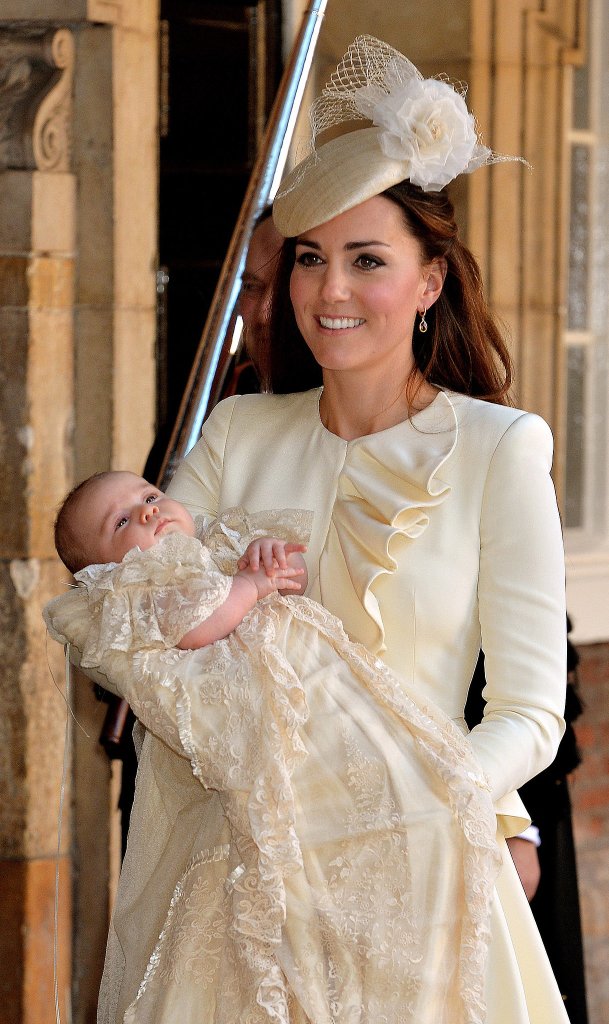 M.i.h Jeans Mabel white eyelet Shirt-Kate Middleton - Dress Like A Duchess